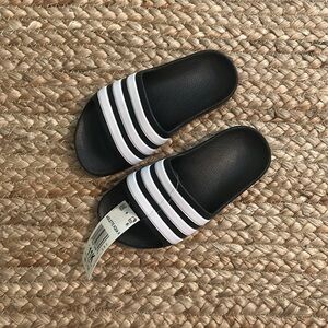 NIB Adidas Adilette Aqua Kids' Slide Sandals